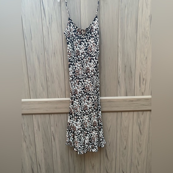 Reformation Emerick Dress in Juno Size Medium - Picture 5 of 12